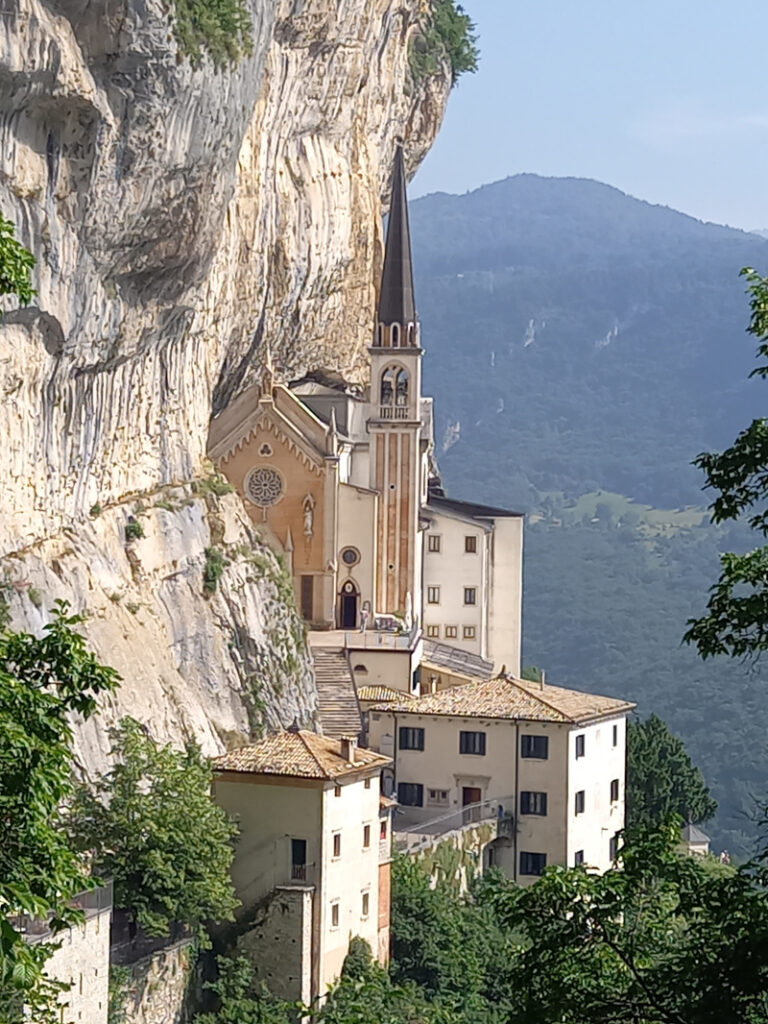 Madonna della Corona